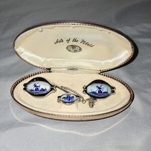 Vintage Swank Delft Blue Dutch Windmill Silver Tone Cuff Links